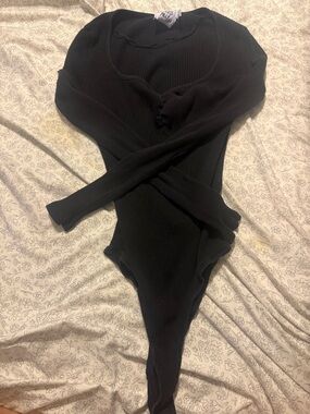 Princess Polly Black Ribbed Long Sleeve Scoop Bodysuit
